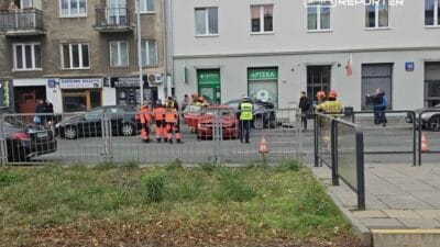 Toyota ile carpistiktan sonra bmw park halindeki iki araca carpti 15153