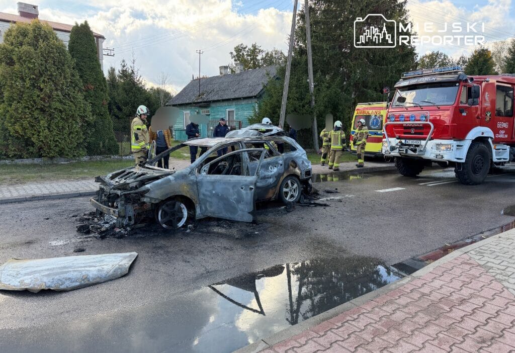 Toyota yolda alev aldı. Görgü tanıkları: sürücü araçtan çıktıktan sonra alevler içinde kaldı. Adamın durumu kritik. 1 Toyota yolda alev aldi gorgu taniklari surucu aractan ciktiktan sonra alevler icinde kaldi adamin durumu kritik 16787