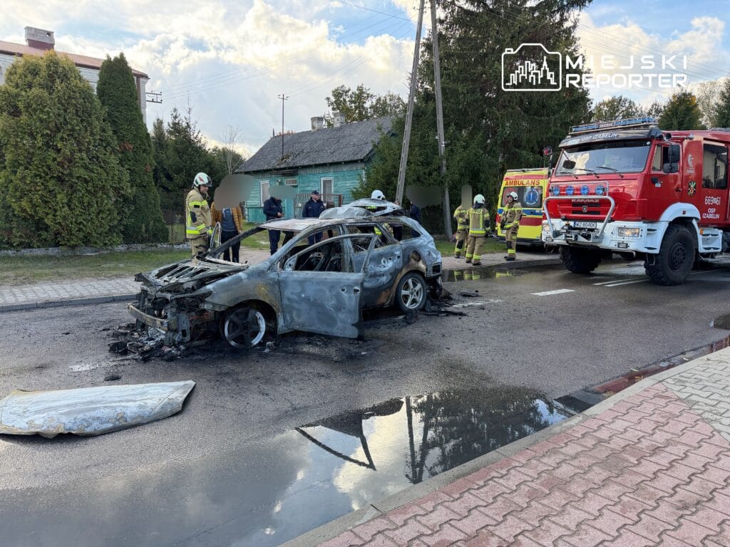 toyota yolda alev aldi gorgu taniklari surucu aractan ciktiktan sonra alevler icinde kaldi adamin durumu kritik 16787