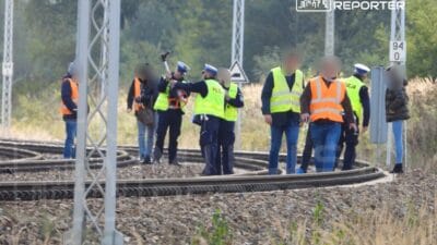 Trenin olumcul carpip kacmasi trafik askiya alindi 15114