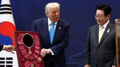 Trump guney kore de altin tac madalya ve tatli luks dolu bir ziyaret 19918