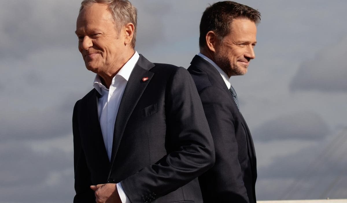 Trzaskowski cpk komplosuyla ilgili hukuk ve adalet iddialarina yanit verdi bogulan adam jiletin kenarina tutunuyor 19710