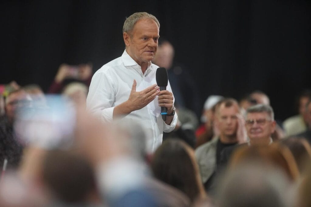 tusk ile gorusmede olay cikti basbakan sert tepki gosterdi burada kurallar var 17234