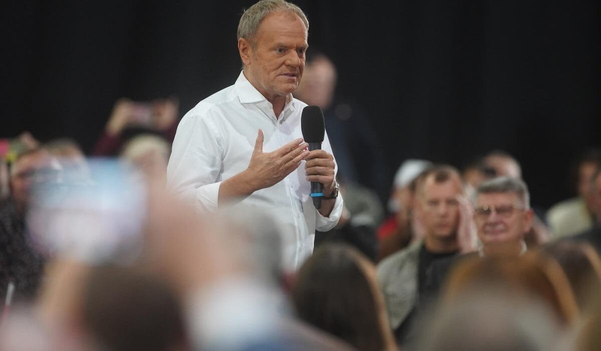 Tusk ile gorusmede olay cikti basbakan sert tepki gosterdi burada kurallar var 17234