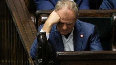 Tusk istifa etmeli mi genc polonyalilar bunu istiyor sondage 16772