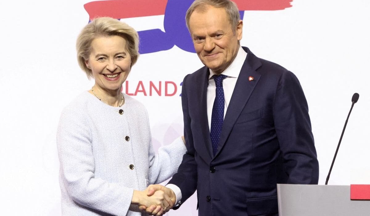 Tusk ve pendolino hakkindaki fikrayi biliyor musunuz i ste polonya sag kanadini aglatacak kadar eglendiren sey 14628