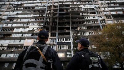 Ukrayna da gece boyunca bombardiman rus saldirisinda yedi yasinda bir cocuk oldu 16184