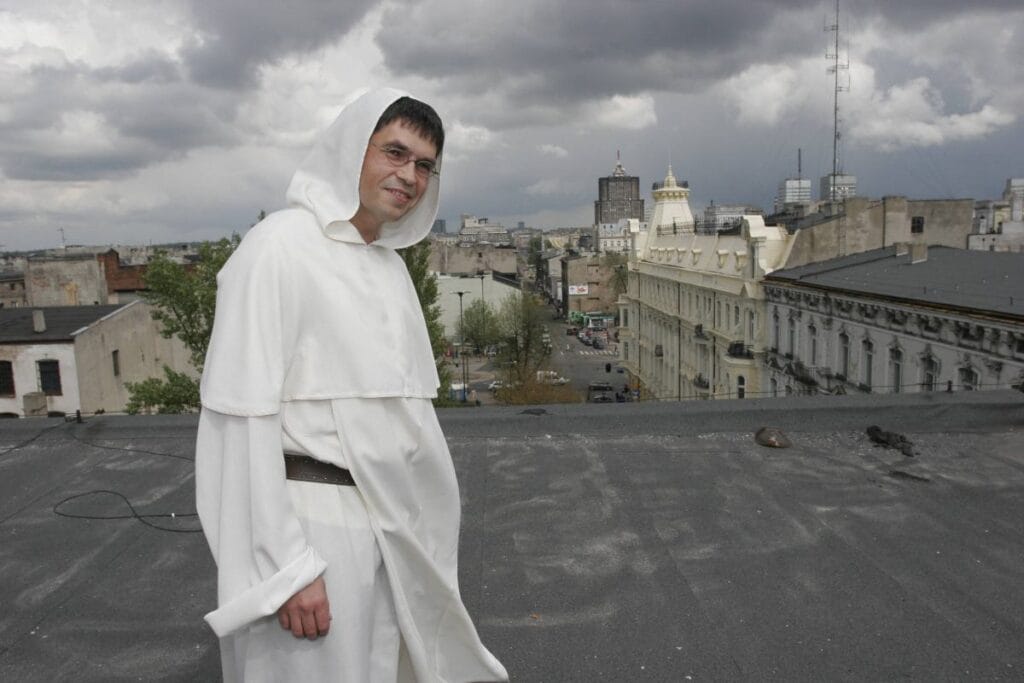 unlu dominiken rahiplikten istifa etti kilisedeki en gurultulu ayriliklardan biri 15054