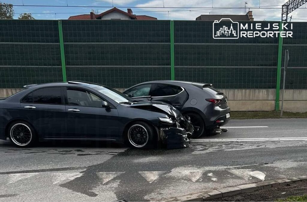 Ursus ta iki arac carpisti araclar agir hasar gordu 15861