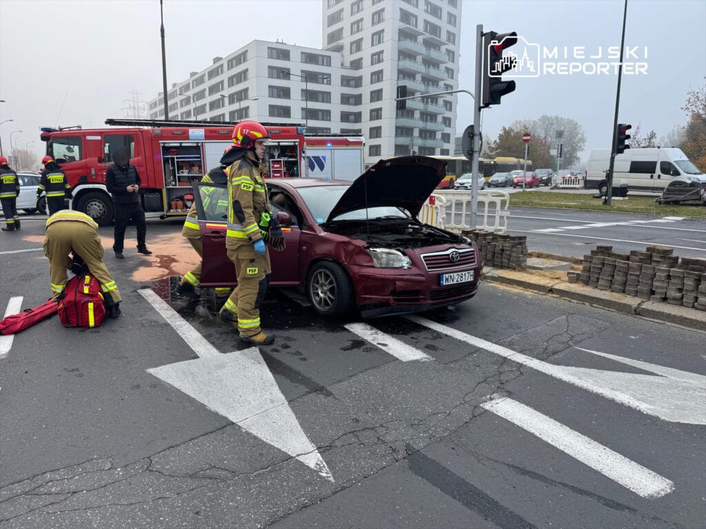 ursyn w da onemli bir kavsakta carpisma bir kisi hastanede 17210