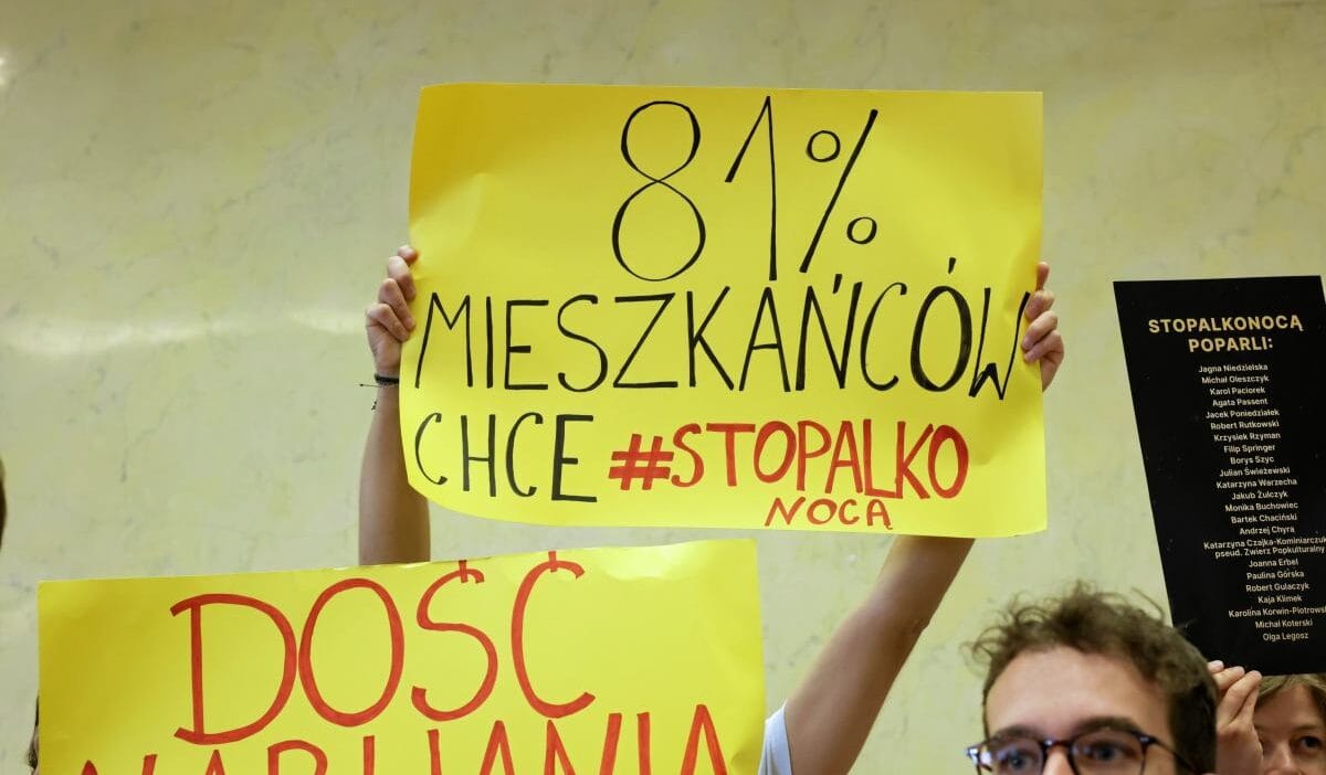 Varsova da gece vakti alkol satisi yasagi muhtemel bir tarih var 17408