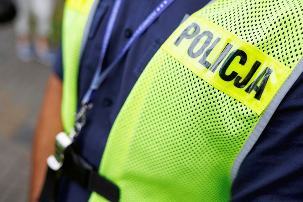 varsova da saldirgan bir kopek tarafindan saldiriya ugradi kadin isirildi teriyerinin hic sansi yoktu sok edici 17970