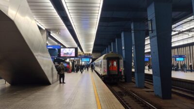 Varsova merkezi bir hafta boyunca duraksiz hat calismalari ve trafik degisiklikleri 20066