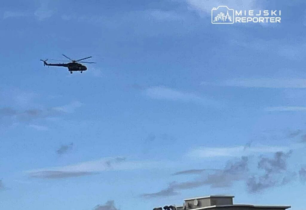Varsova uzerinde askeri helikopterler cok sayida can kaybinin yasandigi toplu kaza 19401