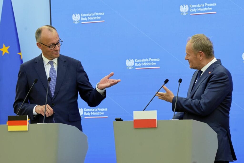 volodymyr z davasi polonya almanya iliskilerine zarar verebilir herkes kaybeden olacak 16164