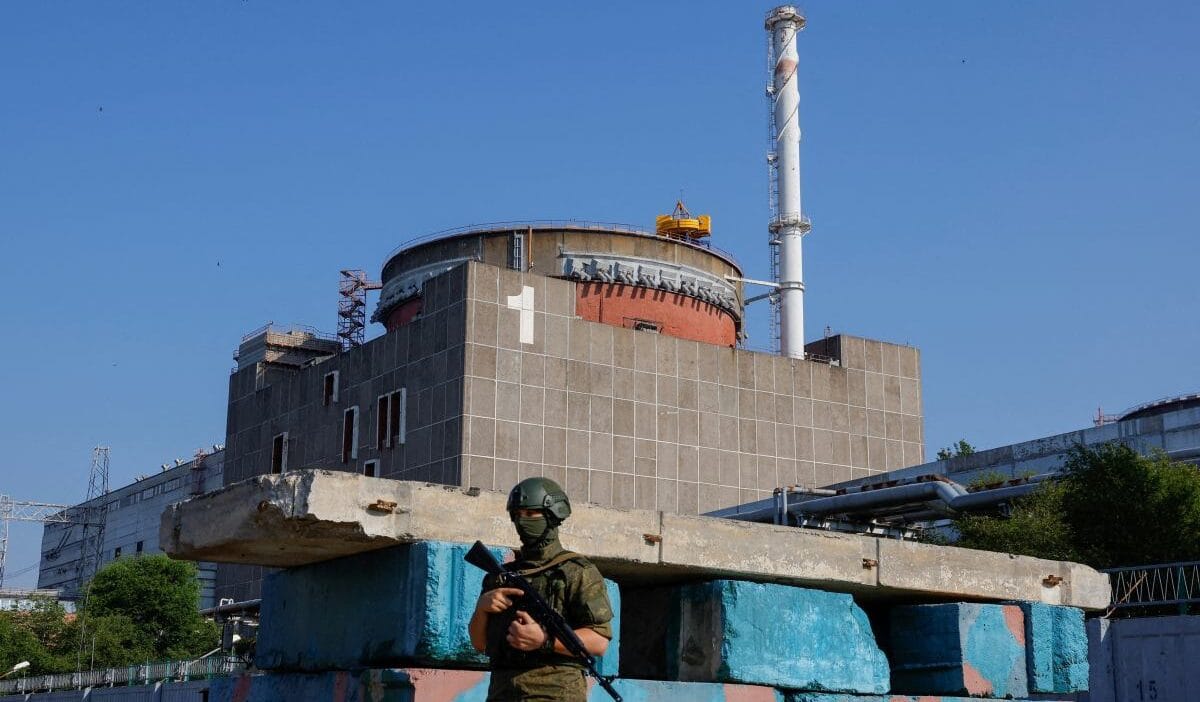 Volodymyr zelenski alarm veriyor zaporijya nukleer enerji santralindeki durum kritik 14282