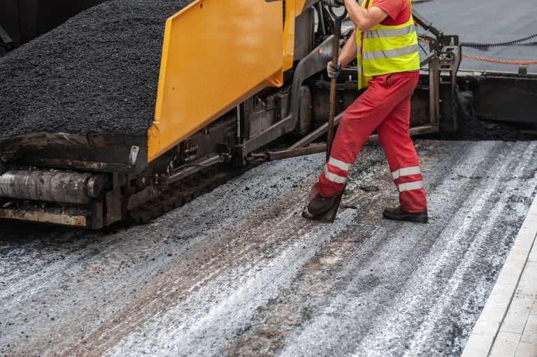 Wilanowska caddesi nde kaldirim degisimi hafta sonu yasanan zorluklar 17357