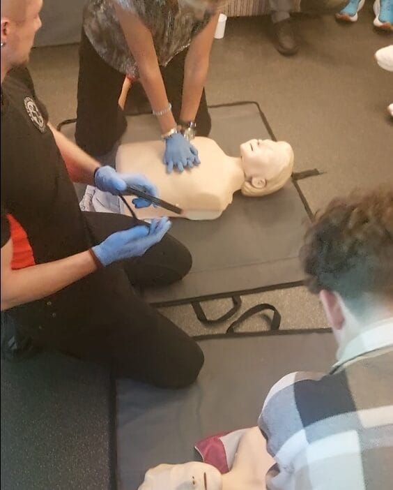 Wola daki herkes farkinda guvende ve hazir sonraki toplantilar 15 10 ve 16 10 17177