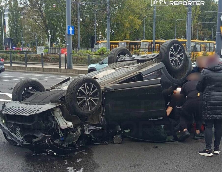 Woronicza da iki arac carpisti araclardan biri takla atti 16104