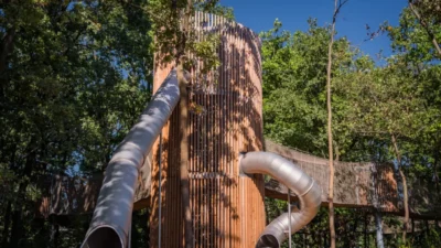 Yarin era park in acilisi var burasi varsova da kiyi seridine erisimi olan ilk park ayrica bir halat parki da var galeri 16119