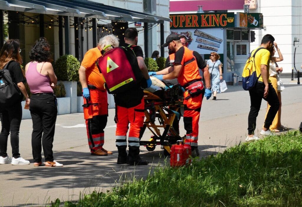 Yayalarin bisikletlilerin ve elektrikli scooter kullanicilarinin guvenligi konulu konferans 18977