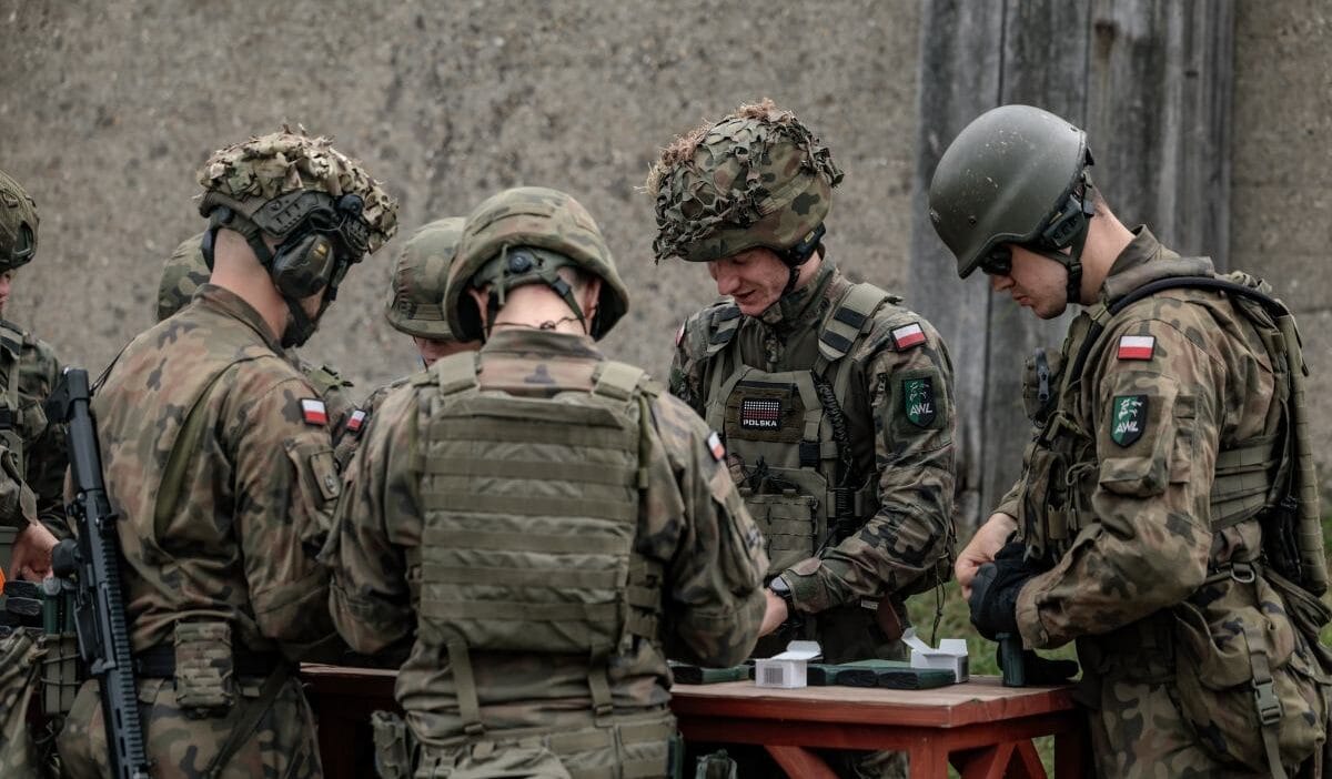 Yeni askeri egitimin detaylari aciklandi tomczyk tusk in aciklamalari uzerine 15777