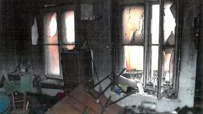 Yeni dünya'da özel bir zalimlikle cinayet! Arkadaşını uyurken canlı canlı ateşe vermiştir. Fail, "dairede mangal yaptığını ve daha iyi bir cug olması için kapıyı açık bıraktığını" söyleyerek övündü. 2 Yeni dunya da ozel bir zalimlikle cinayet arkadasini uyurken canli canli atese vermistir fail dairede mangal yaptigini ve daha iyi bir cug olmasi icin kapiyi acik biraktigini soyleyerek ovundu 14246