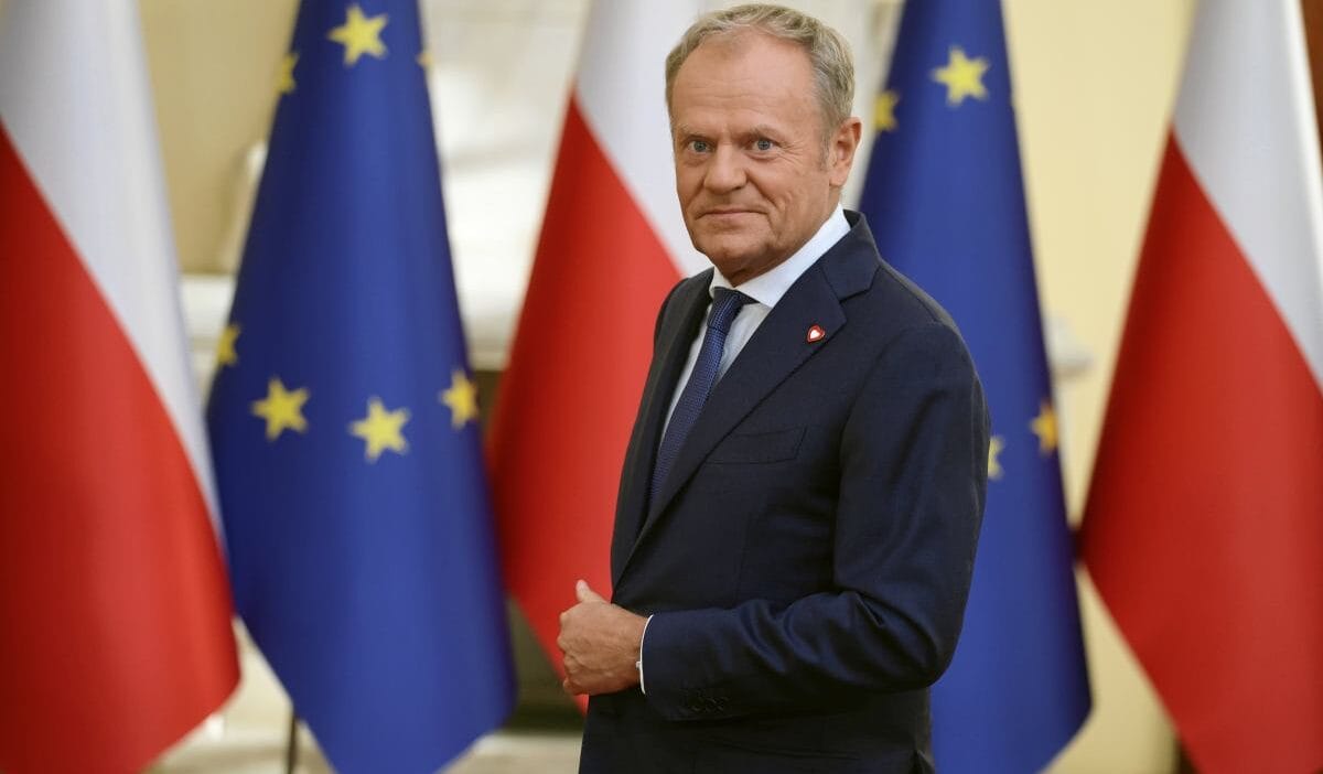 Yeni parti anketi tusk in koalisyon ortaklarinin basi dertte 16140