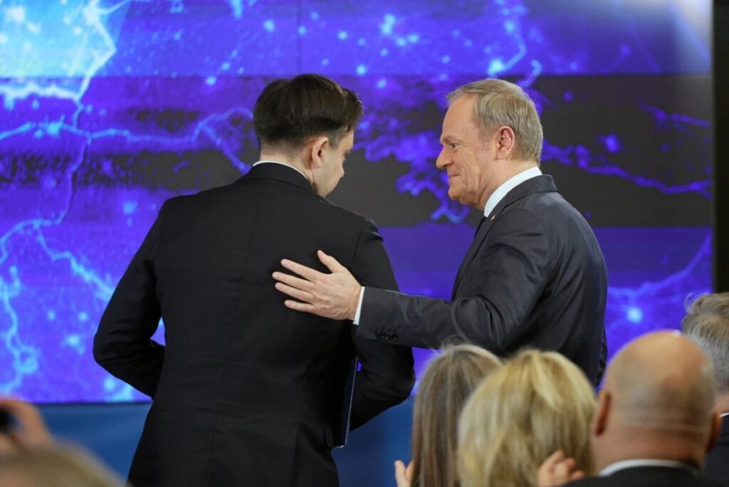 yeni parti yeni makamlar tusk in yeni olusumunda kilit pozisyonlar icin ilk elemeler 19104