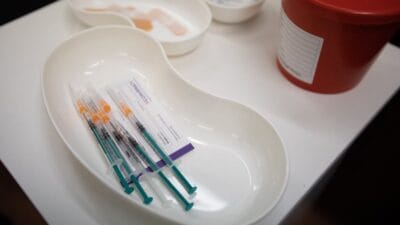 Yenidogan asinin uygulanmasindan kisa bir sure sonra olmustur otopsi sonuclari var 18905