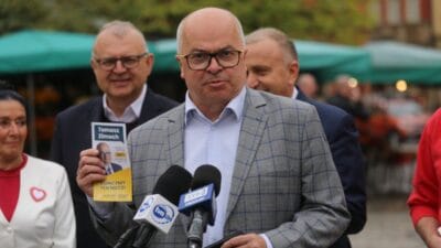 Zimoch eski bir meslektasinin kendisi hakkinda soylediklerine ofkelendi bir tur saplantisi var 17417