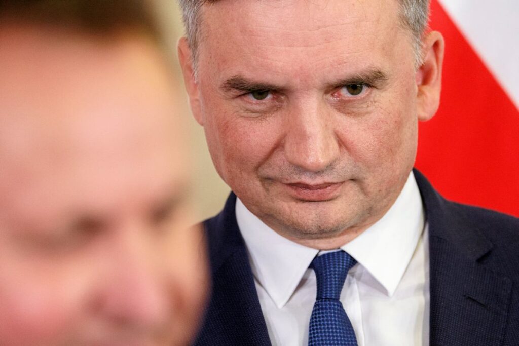 ziobro macaristan a iltica basvurusunda mi bulunuyordu hukuk ve adalet milletvekili spekulasyonlari bosa cikardi 20243