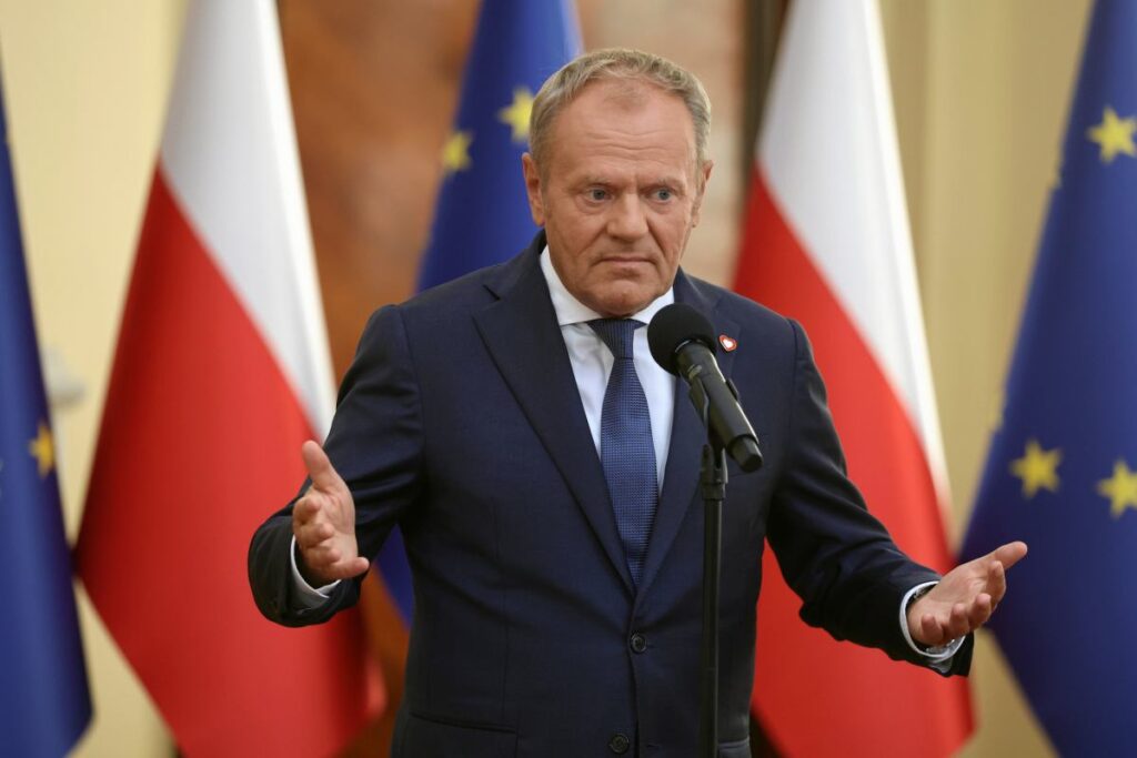 ziobro orban ile gorustu tusk in kisa yorumu ya gozaltinda ya da budapeste de 20302