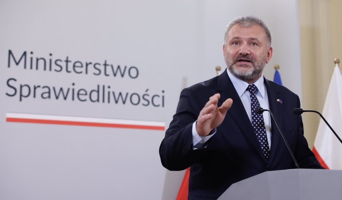 Zurek micha wo davasi hakkinda sert konustu kutsal suc diye bir sey yoktur 18468