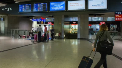 000lyg1t79oqn02c c124