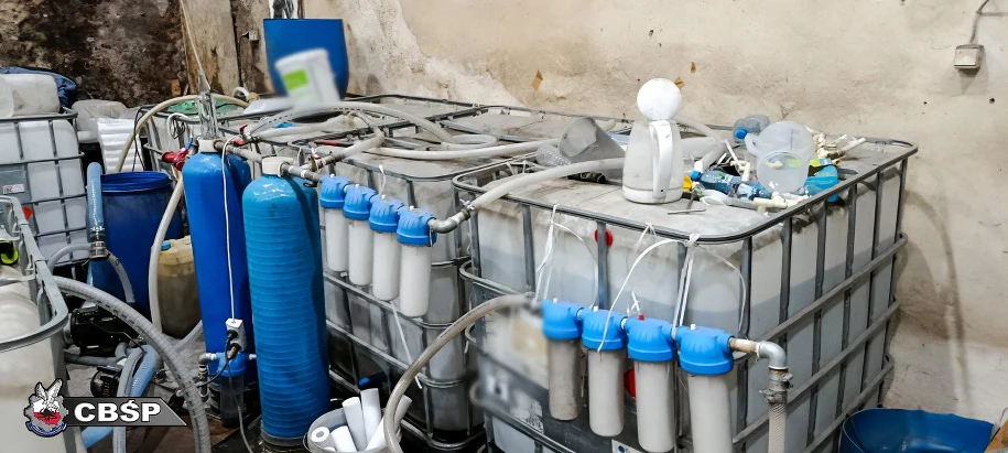 Yasadışı alkol ticareti yapıyorlardı, güvenlik güçlerinin eline düştüler - cbśp operasyonu 1 000lyik05i56i2od c123 f4