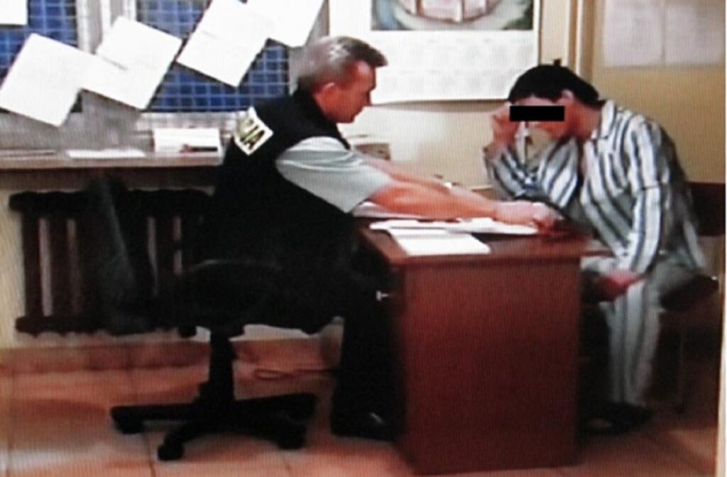 16 yasindaki cocuk kiz arkadasiyla bulusmak icin jaworzno ya geldi noel arifesinde sucu isledi 25105