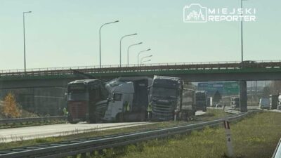 A1 de iki kamyon carpisti otoyol tamamen kapandi 21110