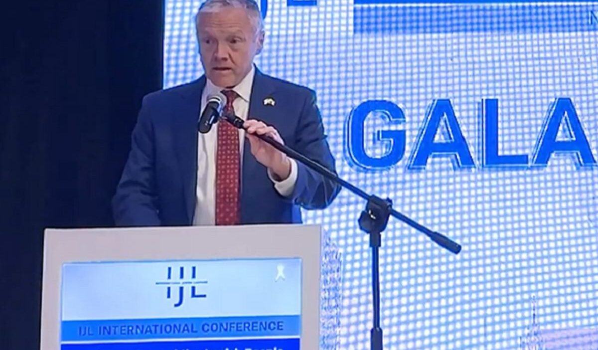 Abd buyukelcisi tarihi yalan hakkinda konustu polonya hakkinda sert sozler 24902