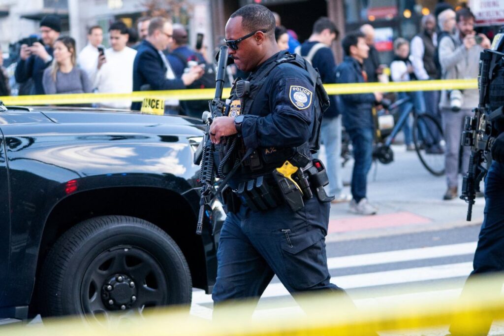 abd de beyaz saray yakinlarinda ates acildi trump bu bir teror ve nefret eylemidir 25876