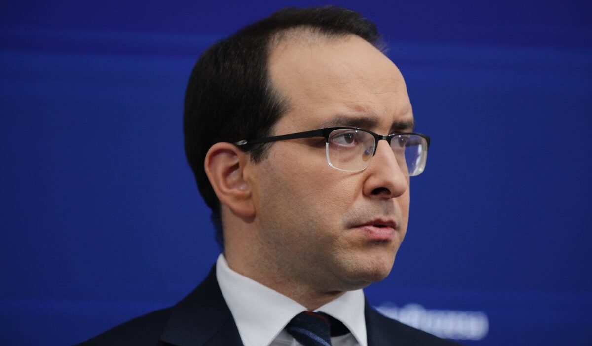 Abd li general hakkinda hukuk ve adalet politikacilari arasinda sert tartisma aryn kendinizi tehlikeye atiyor ve polonya ya zarar veriyorsunuz 25925