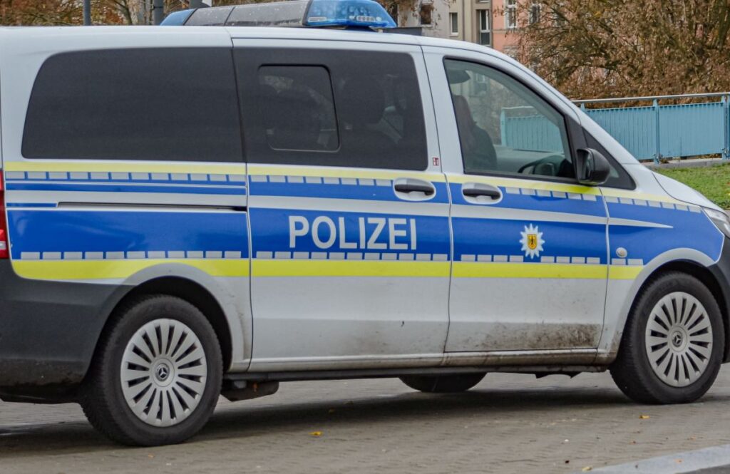 almanya da polonyali bir adamin takibi sarhos halde saatte 200 km den fazla hiz yapiyordu 21438