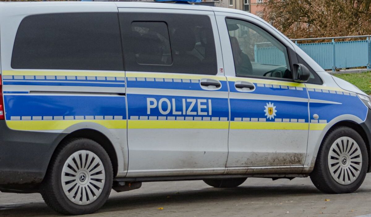 Almanya da polonyali bir adamin takibi sarhos halde saatte 200 km den fazla hiz yapiyordu 21438