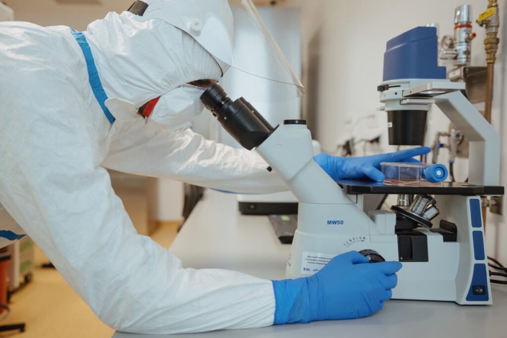 almanya da tehlikeli virusun vahsi formu son 30 yilin ilk vakasi 22875