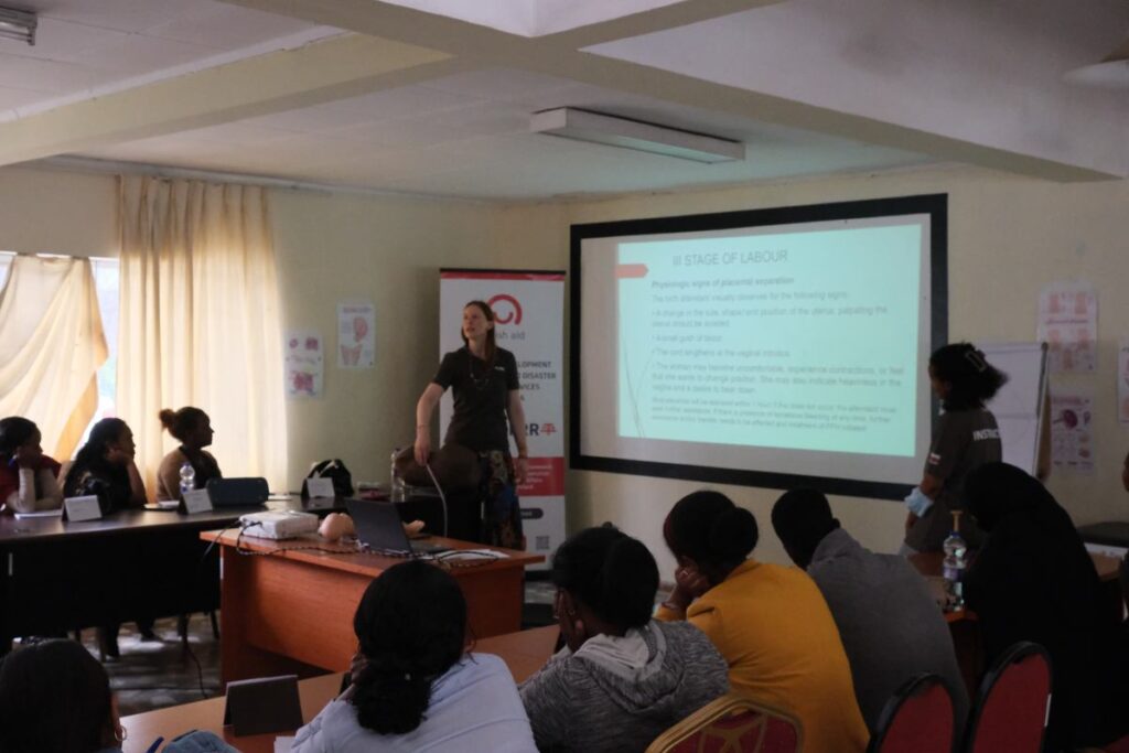 ambulanslar cogunlukla dogumlar hastanede dogum yapmak hala yaygin degil 20976