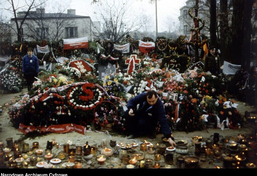 Anavatan icin ayinler ve torun yakinlarinda bir kacirma olayi polonya yi ve dunyayi etkileyen bir hikaye 21674