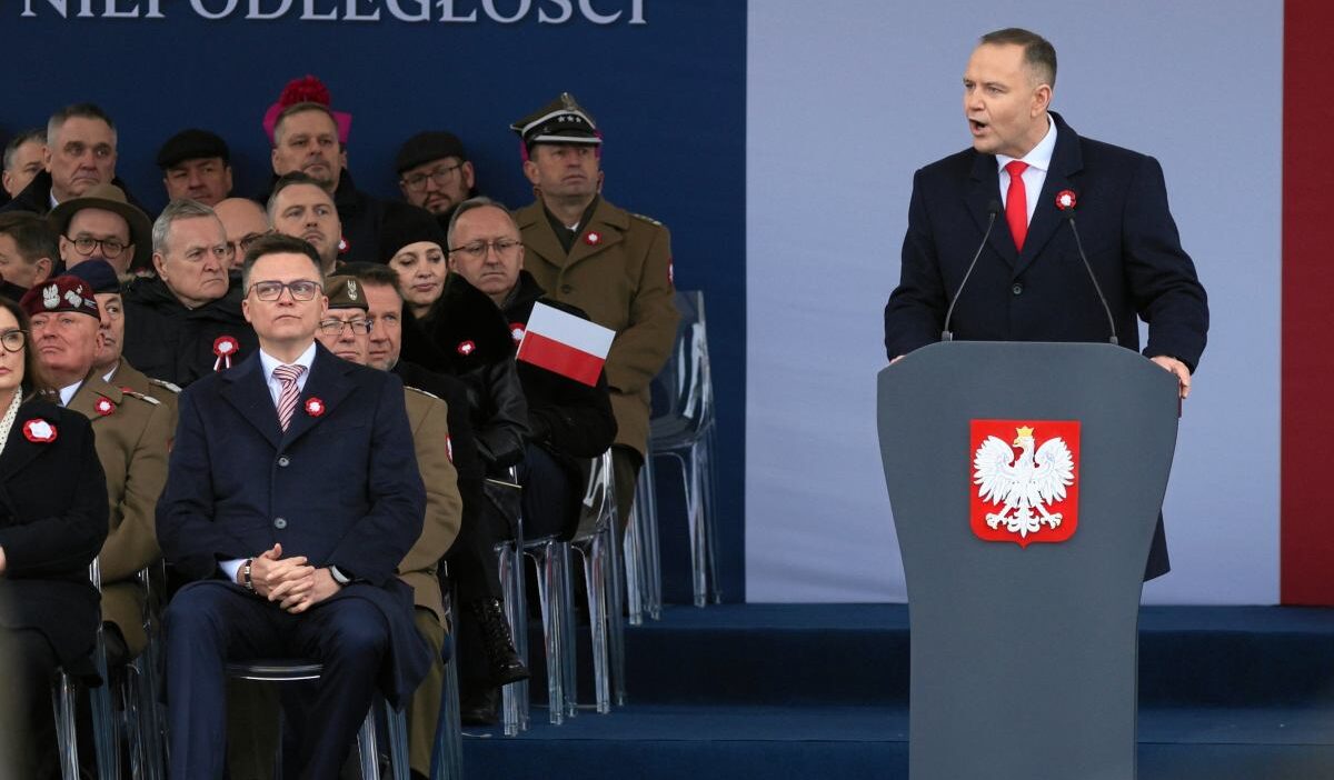 Aptalca yanlis ve aptalca bakan yardimcisi nawrocki nin sozlerini elestirdi 22628