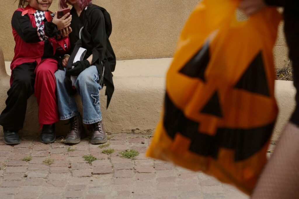 arkadaslarini seker igneleriyle durtmus polis yeni bilgileri acikladi talihsiz saka 20866