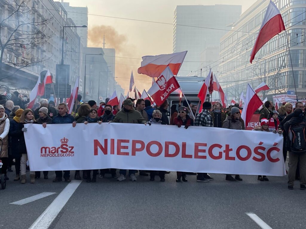 bagimsizlik mart 2025 havai fiseklerin ve silah tasimanin yasaklanmasi 21841