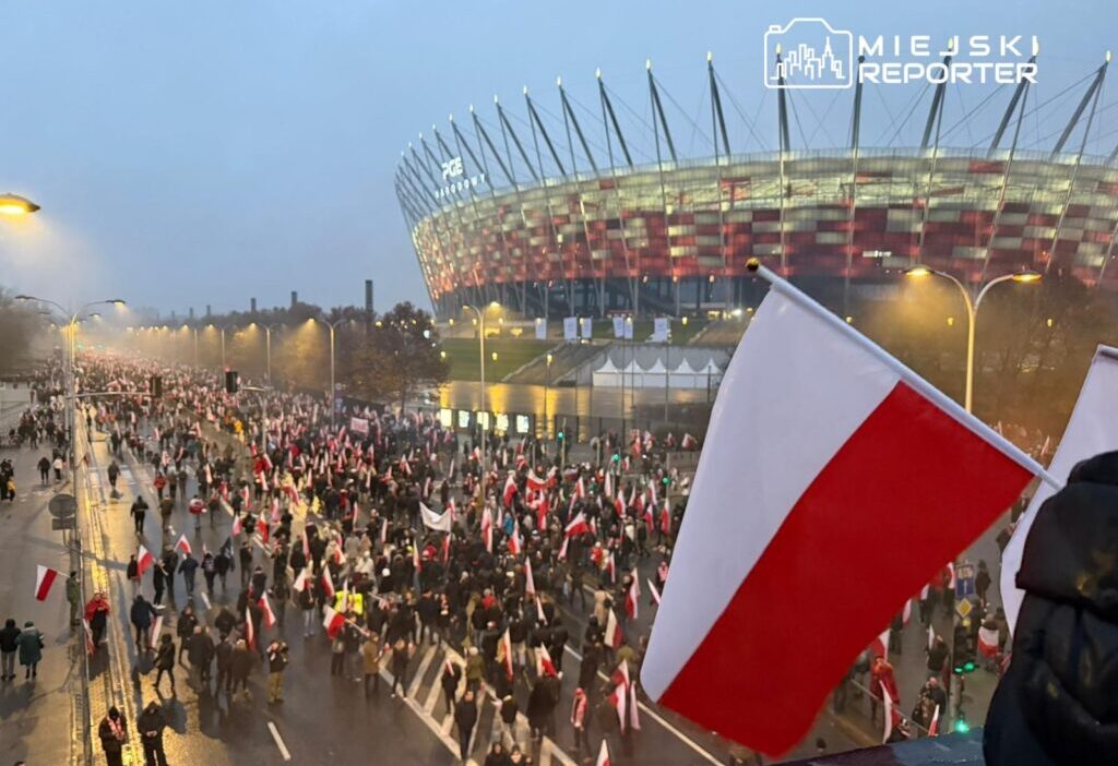 Bagimsizlik marti 2025 icin belediye ve organizatorlerden gelen ilk rakamlar onemli olcude farklilik gosteriyor 22558